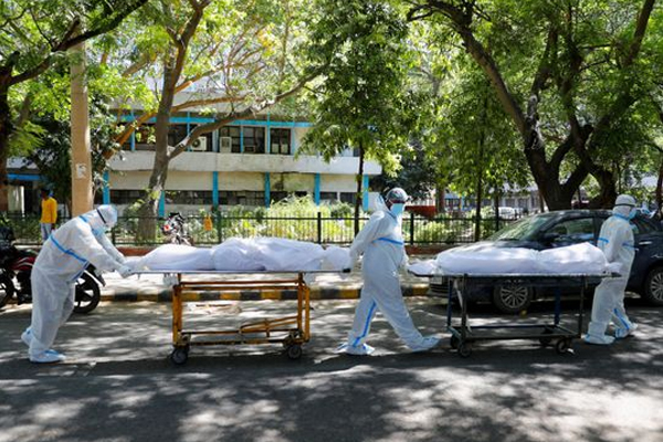 Covid Second Wave Death toll Crosses 3k Mark in a Day in India