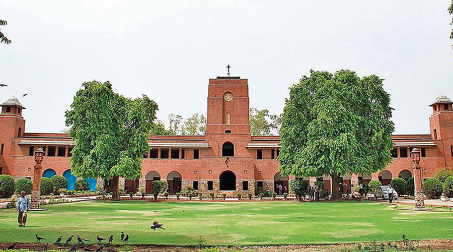 Delhi Univ