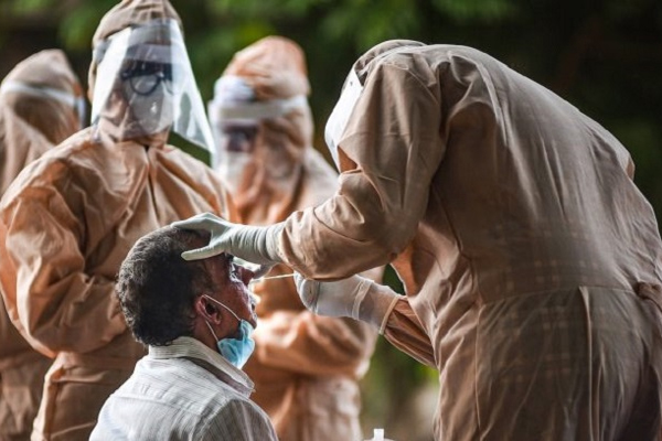 Indiasees decline in COVID-19 cases for second straight day