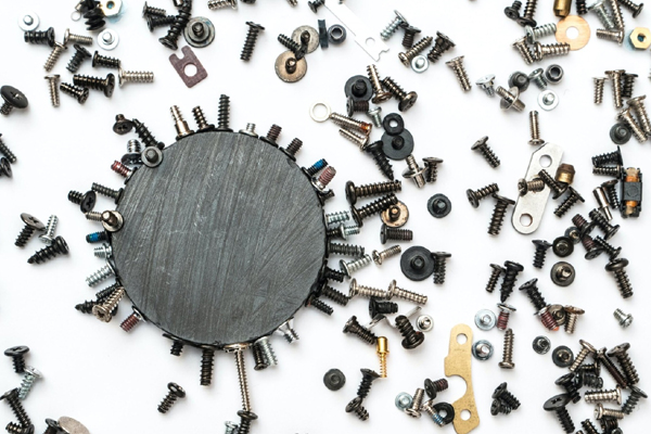 Scientists Develop Low-Cost Magnetometer