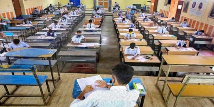 89% Indians Believe Schools Should Educate Children on Online Safety