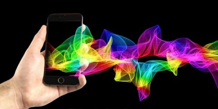 Particles-Hand-Color-Smartphone-Wave-Mobile-Phone-1419275-840x400