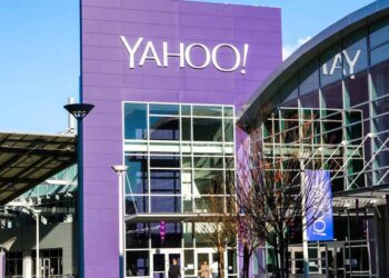 Apollo-Funds-complete-Yahoo-acquisition