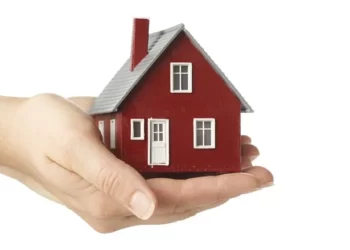 Housing.com ties up with startup Homzhub for property management services
