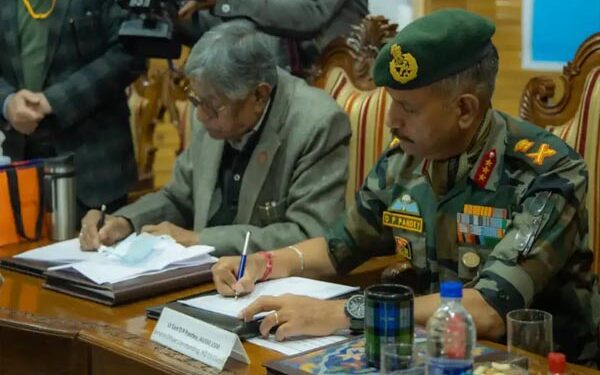Army Ties up with University of Kashmir to Provide Distance Education Courses for Soldiers