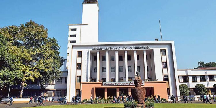IIT Kharagpur Invites Applications from Students for 12-week Free Online Course on IoT