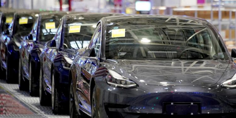 Tesla is crisis for Indian Government says no manufacturing means no tax relief