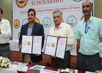IIT Madras To Offer BTech Scholarship to Economically Weaker Students