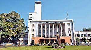 IIT Kharagpur Invites Applications from Students for 12-week Free Online Course on Cloud Computing