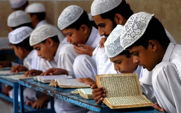 500 madrassas in Rajasthan to get smart classrooms