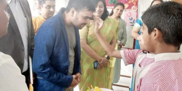 Delegation of Nepal educators visit Delhi govt schools