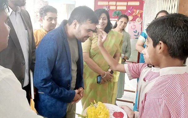 Delegation of Nepal educators visit Delhi govt schools