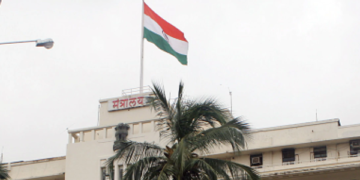 Major Bureaucratic Reshuffle in Maharashtra