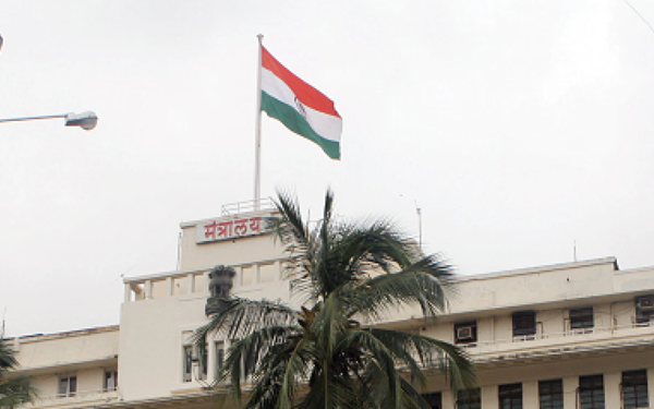 Major Bureaucratic Reshuffle in Maharashtra