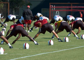 Kerala government launches ‘Goal project’ to provide basic football training for five lakh students