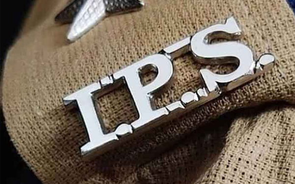 Uttar Pradesh Undertakes IPS Transfers