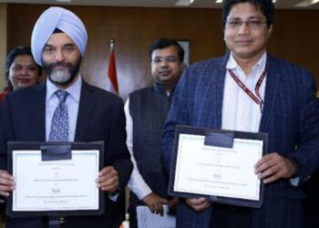 IREDA signs MoU with Ministry of New & Renewable Energy