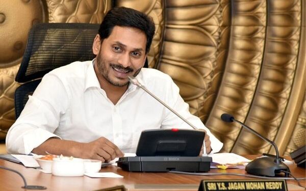 Twist in Andhra Pradesh Capital Saga, Visakhapatnam is the Chosen One by CM