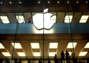 Apple begins laying off third-party contractors as cost cutting measure