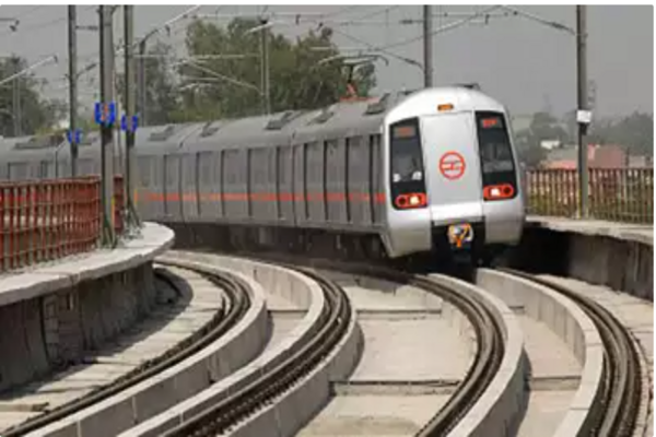 Delhi Metro gets faster, achieves operational speed of 100 kmph on Airport  Express Line