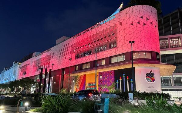 Apple to launch its first retail store in India