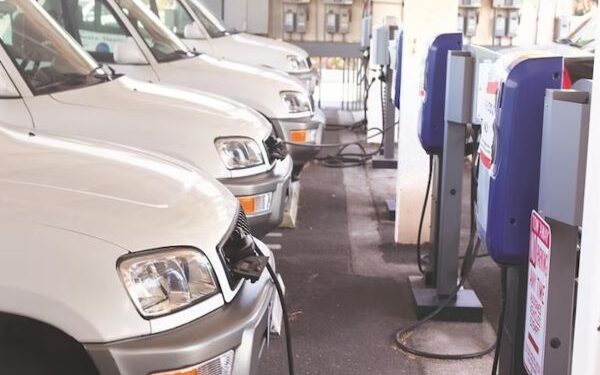 Automakers to invest $10 billion for enhancing EV manufacturing capacity