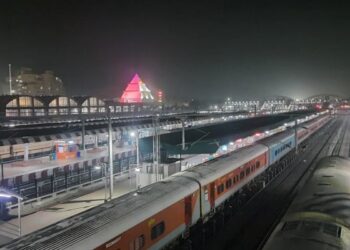 Banaras railway station installs environment monitoring system