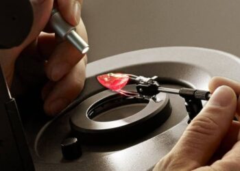 State-of-the-art gem testing lab to come up at CDC in BHU