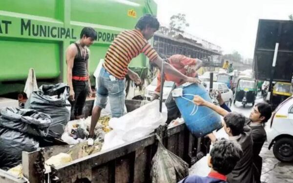 Surat Municipal Corporation signs MoU for e-mobility with German agency