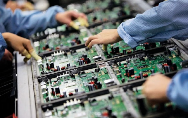 India set to achieve $300 bn electronics manufacturing target