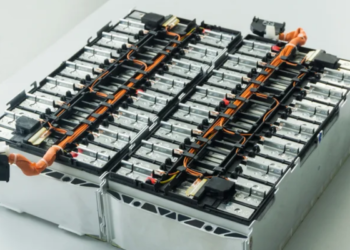 MeitY transfers Li-ion battery recycling tech to 9 recycling companies & startups