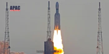 ISRO to Launch America's ‘Bluebird Satellite’ to Enable Direct Smartphone Communication from Space