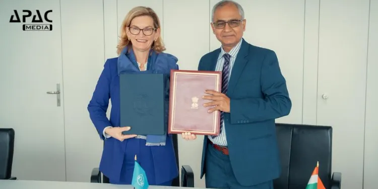 Dr Neeraj Mittal, Secretary (Telecom), DoT and Doreen Bogdan-Martin, ITU Secretary-General signed a Letter of Intent to explore AI-driven Digital Twin technologies for advanced infrastructure planning