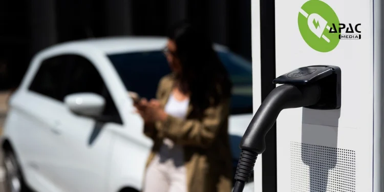 Kolkata to get 15 new e-vehicle charging stations from KMC, supporting cars, bikes, and autos with fast charging in an hour. Locations include Esplanade, Gariahat, and more.