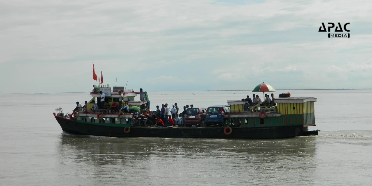 Centre to Infuse Rs 1,000 Crore More into Northeast Inland Waterways by 2026 to Boost Connectivity