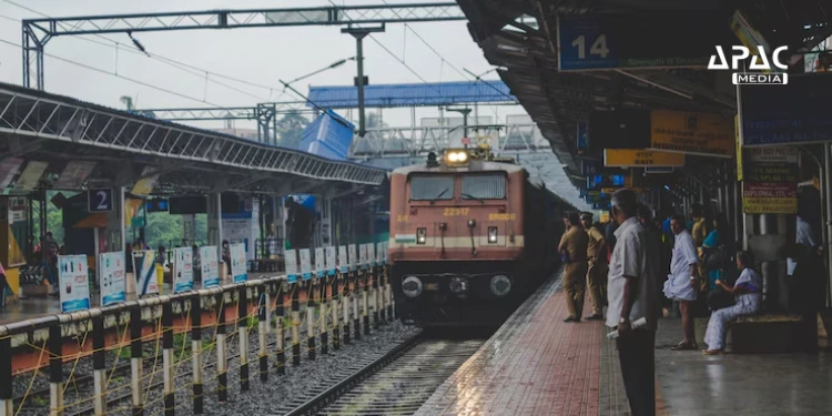 Telangana Seeks Centre’s Nod for 370-km Ring Railway Around Hyderabad