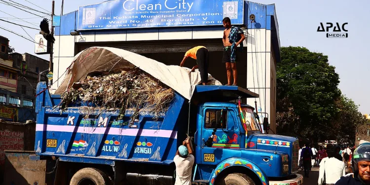 Kolkata Municipal Corporation opens a waste-to-energy reprocessing plant in Rajarhat, producing raw materials for construction and boosting civic revenue.