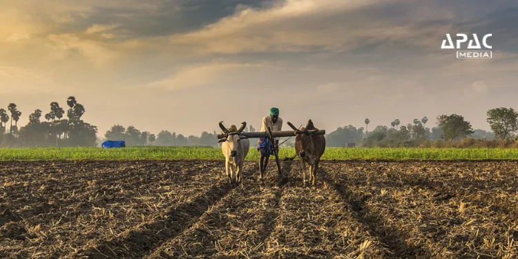 Krishak Bandhu scheme disburses Rs 2930 crore to 1.09 crore farmers and barga owners for the Kharif season, offering Rs 10,000 per acre and a Rs 2 lakh death benefit for eligible farmer families.