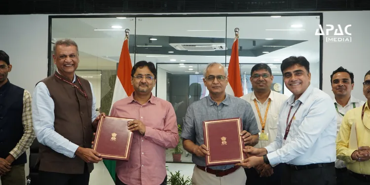 DoT and FIU-IND sign MoU to combat cybercrime and financial fraud via real-time data sharing, risk alerts, mobile tracking and telecom-cybersecurity synergy.