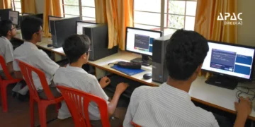 CISCE has directed 170 West Bengal schools to offer Class X and XII students internships, linking academics with real-world learning and practical skills.