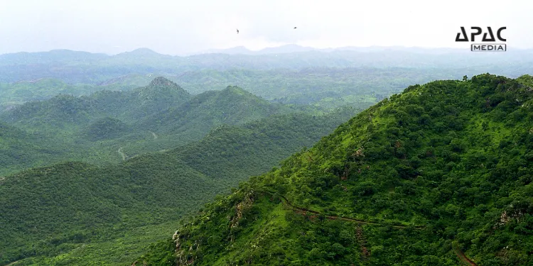 ICFRE will prepare a district-wise report to identify Aravalli hills for mining regulation, as the Centre says no new mining leases will be issued.