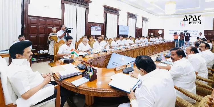 Tamil Nadu govt credits Rs 5,000 to 1.31 crore women under Kalaignar Women’s Rights Scheme, including advance aid and summer package.