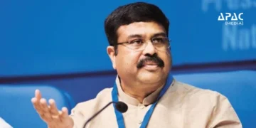 Dharmendra Pradhan Pushes for Timely NCERT Textbook Delivery After Review