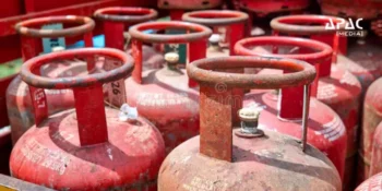 LPG Cylinder Rules from May 1: Big Changes in Gas Booking, OTP Delivery, Price Updates Likely