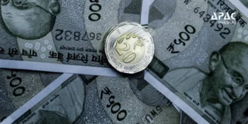 Rupee Gains 31 Paise to 94.24 Against US Dollar Amid Early Trade Strength