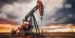 Crude Oil Prices Hover Near Two-Week High as Hormuz Closure, Red Sea Attacks Raise Supply Fears