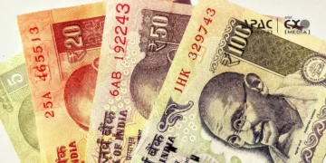 Indian Rupee Gains 6 Paise to Open at 94.89 Against US Dollar