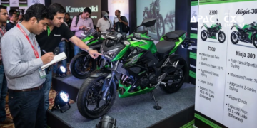 Kawasaki Z300 Launch: Expected Price, Specs And Ninja 300 Comparison