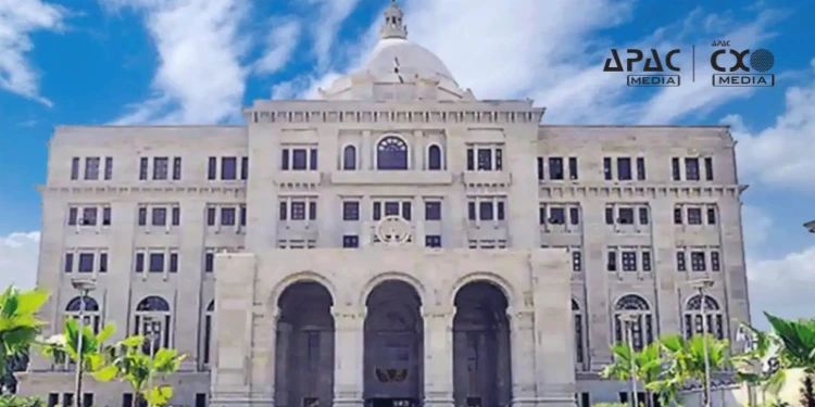 Uttar Pradesh Govt Transfers 2 IAS Officers; BL Meena Gets Additional Charge as Board of Revenue Chairperson